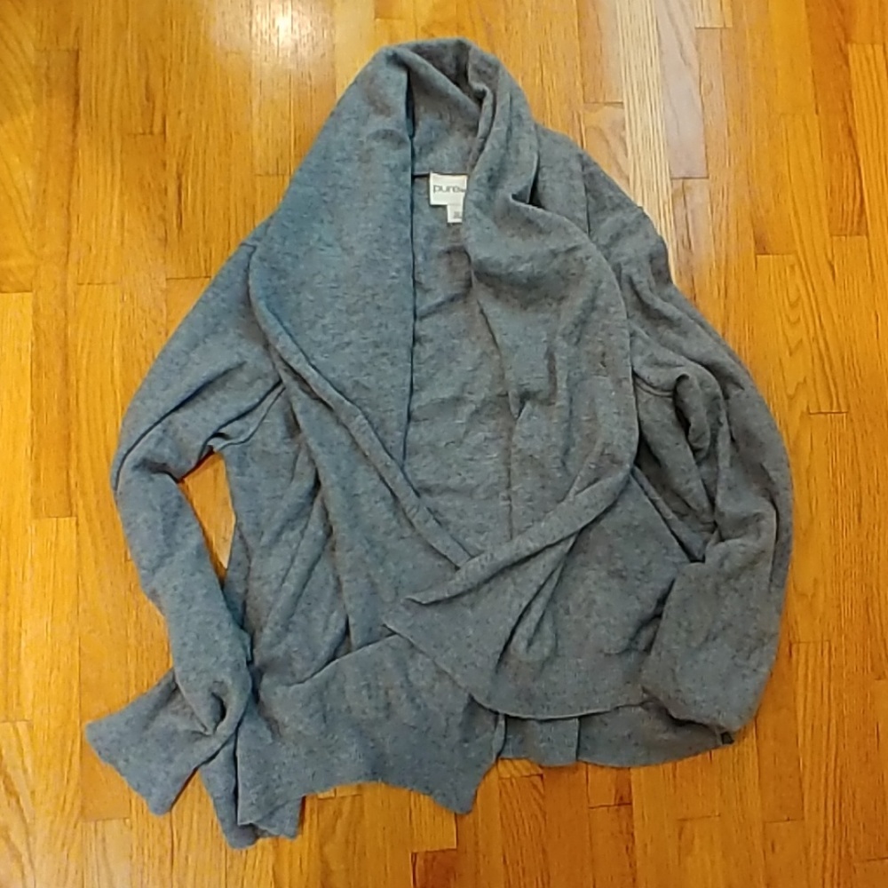 Pure dkny wool shawl cardigan
